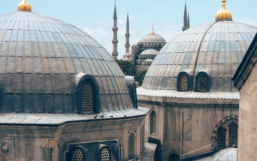 How to Plan Your 5 Days Istanbul & Cappadocia Trip – Including Camel Safari & Balloon Ride
