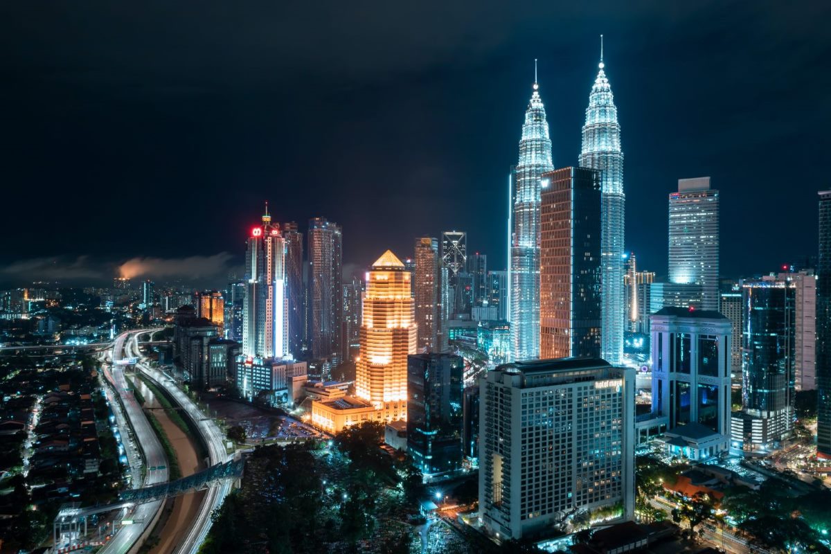 Languages Spoken in Kuala Lumpur: A Comprehensive Guide - BestPubCrawl.com