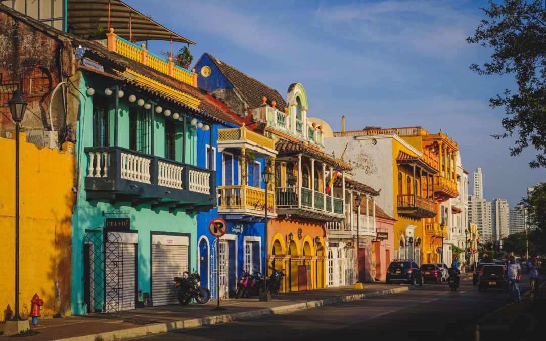 How to Plan Your Cartagena Nightlife and Bar-Hopping Tour With Cocktails