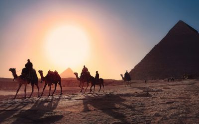 A Perfect Day of Adventure at the Majestic Pyramids of Giza